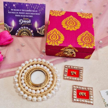 Pearl T light gift box